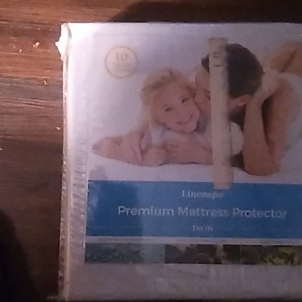 Linenspa Mattress Protector